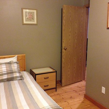 Foxlake Retreat Hanna Εξωτερικό φωτογραφία
