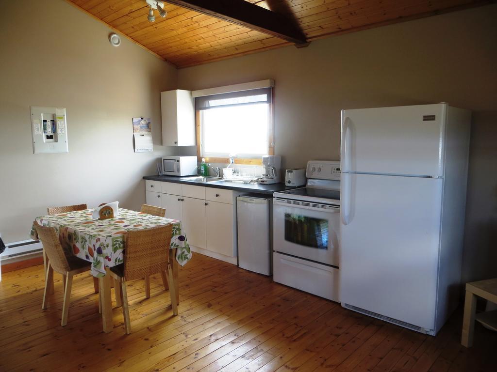 Foxlake Retreat Hanna Δωμάτιο φωτογραφία