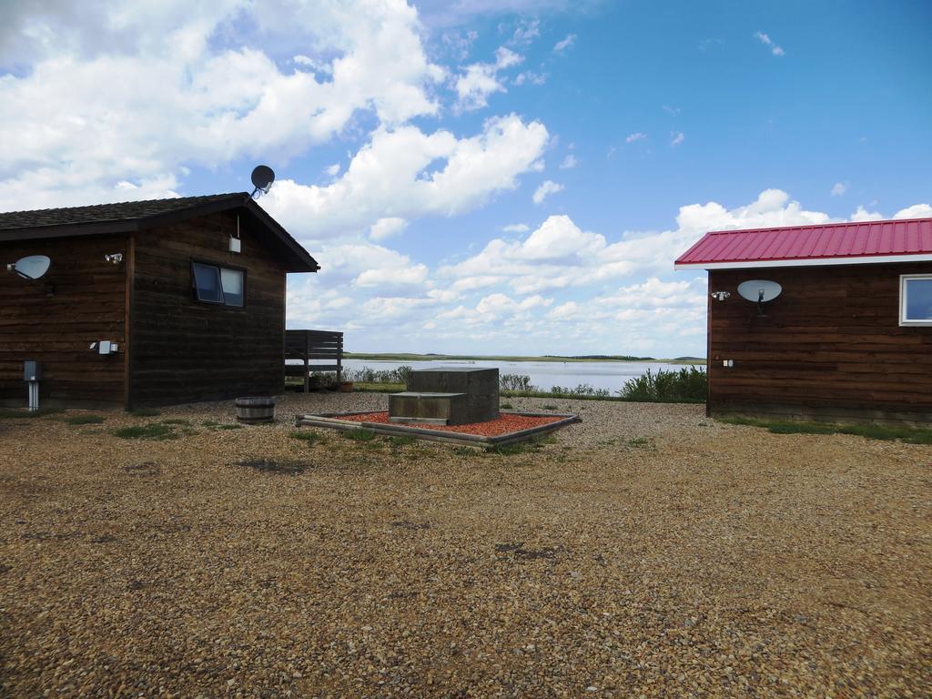 Foxlake Retreat Hanna Εξωτερικό φωτογραφία