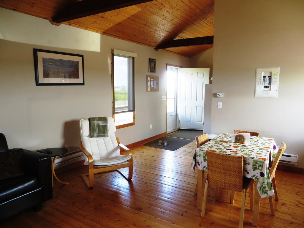 Foxlake Retreat Hanna Δωμάτιο φωτογραφία
